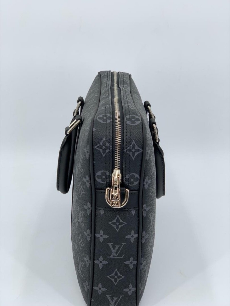 Портфель Louis Vuitton